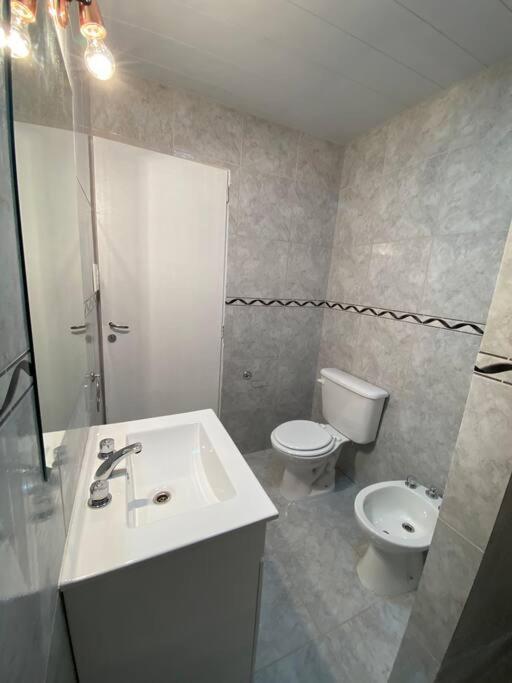 Amplio Dpto En El Corazon De Carhue Villa Ngoại thất bức ảnh